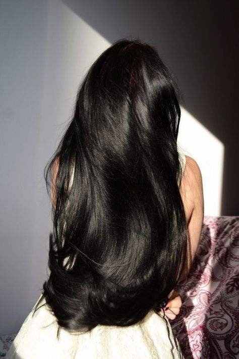 7 DIY Hair Masks You Can Make at Home for Healthier, Shinier Hair