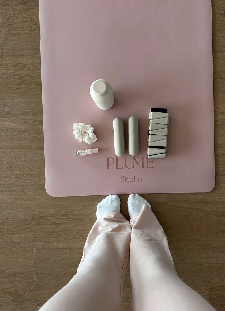 Best Accessories for Girly Athletes (That Are Actually Useful) 💖🏃‍♀️
