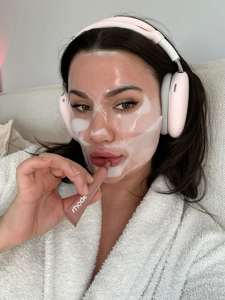 7 Overnight Masks That Hydrate Dry Skin Like Magic 🌙✨